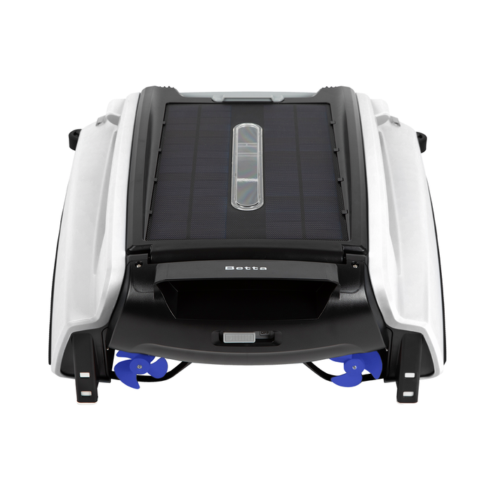 Betta SE rear view showing solar panel
