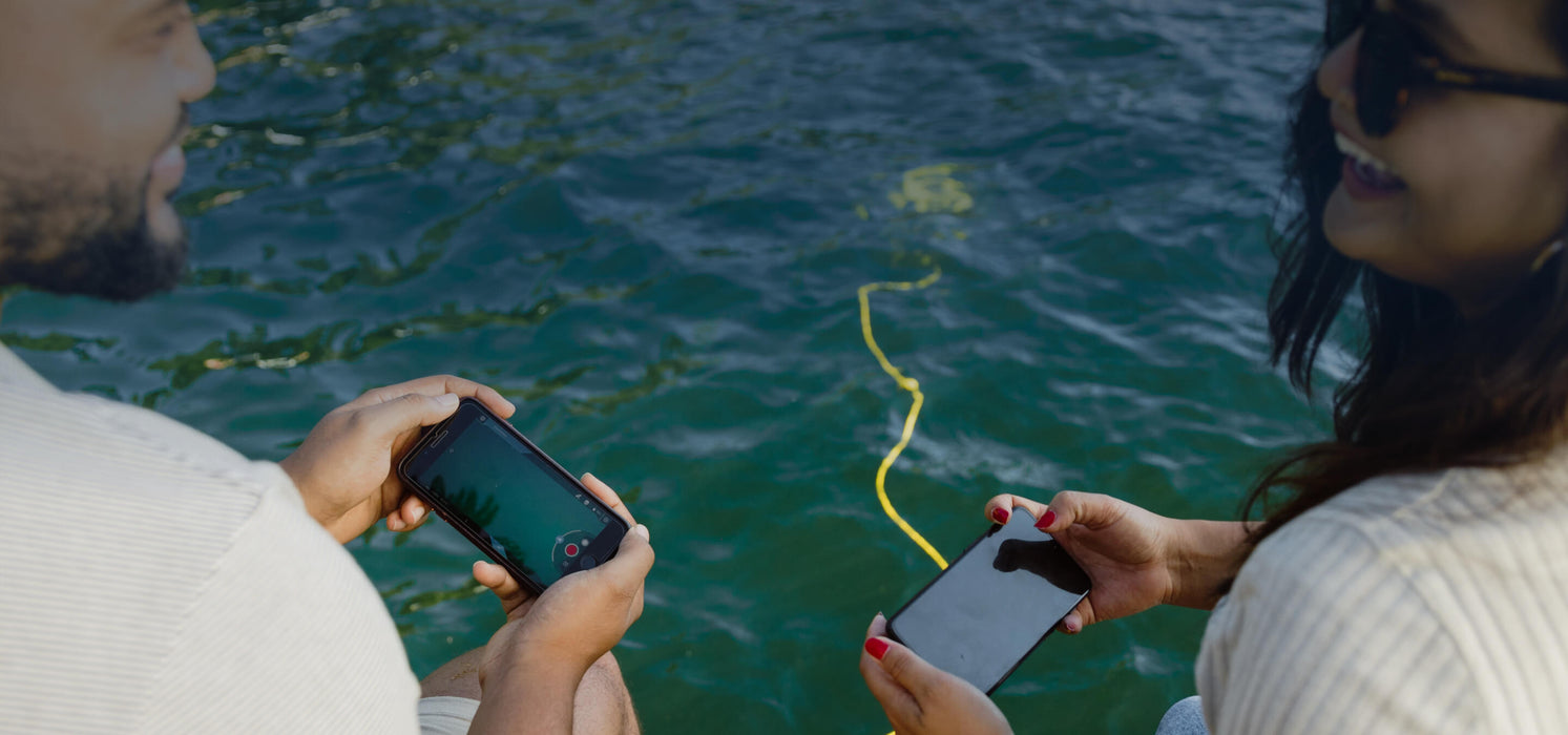 CHASING DORY smartphone control and sharing