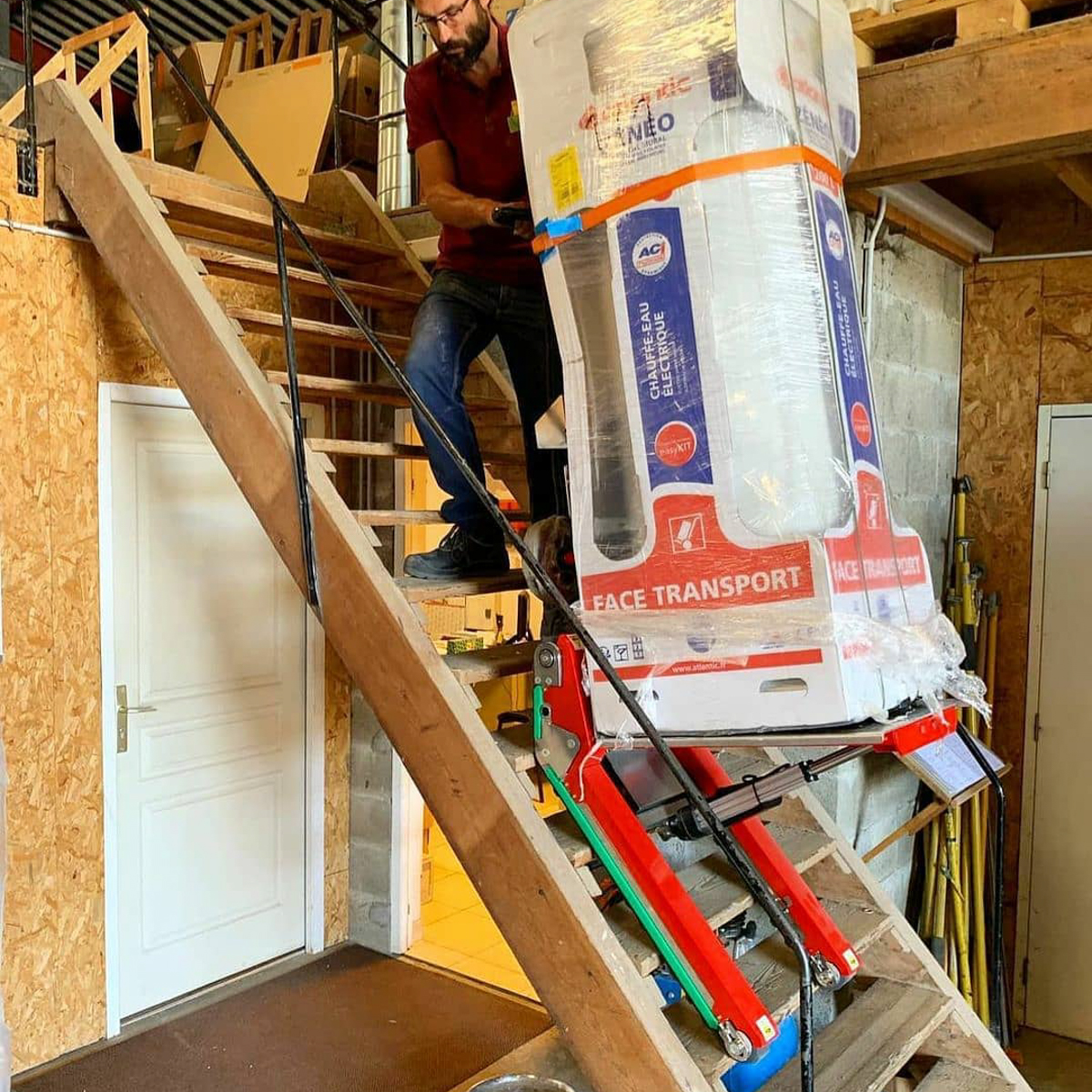 Zonzini Domino Plasmoid Stabilized Stair Climber