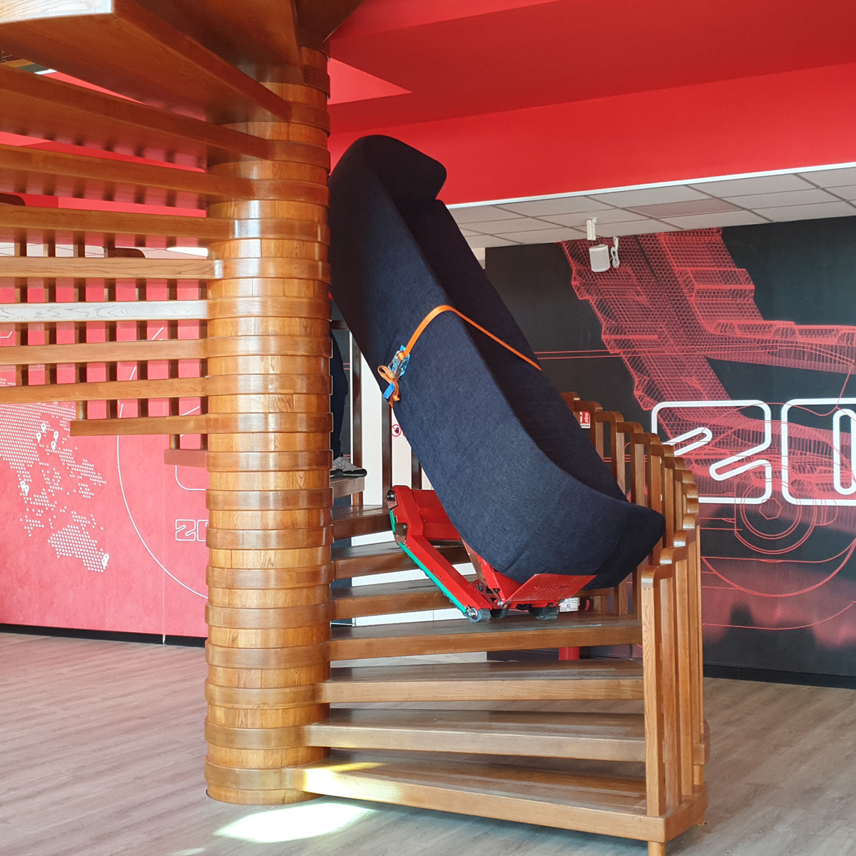 Zonzini Skipper electric stair-climbing hand truck, alternate view